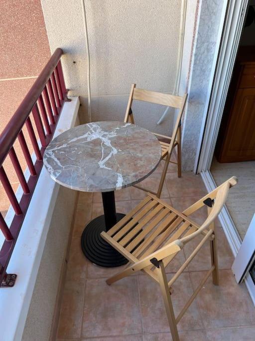 Bonito Piso Al Lado Del Mar! La Mariña Exterior foto